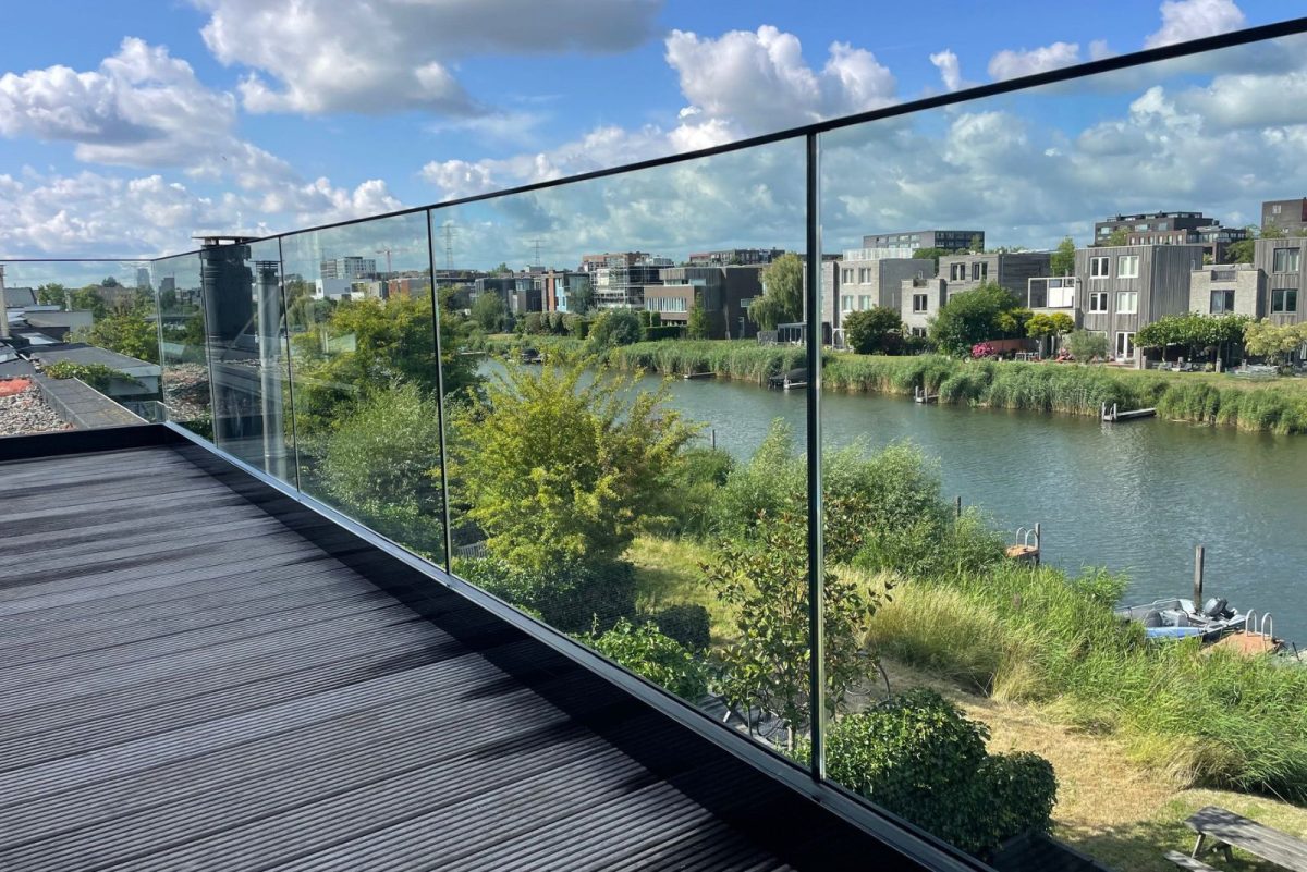 Glasgeländersysteme SV 70 UF – Bild 4